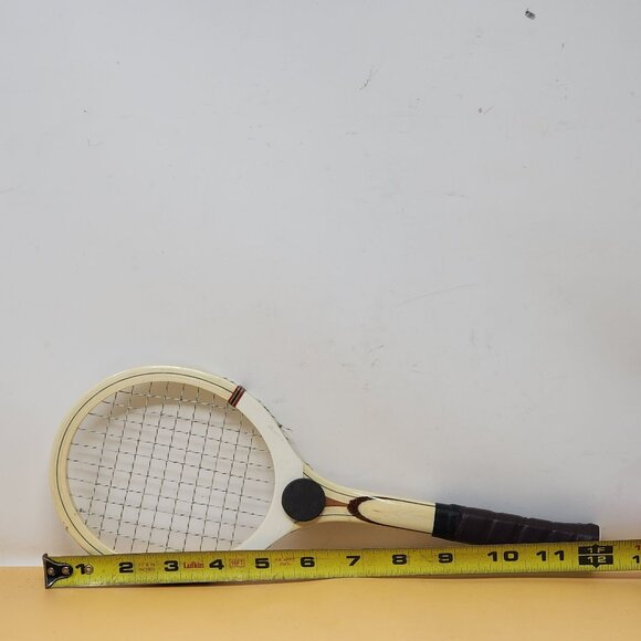 Tennis Lover Gift – 12-Inch Magnetic ‘I ❤️ Tennis’ Rackets for Kitchen or Locker - Picture 7 of 8